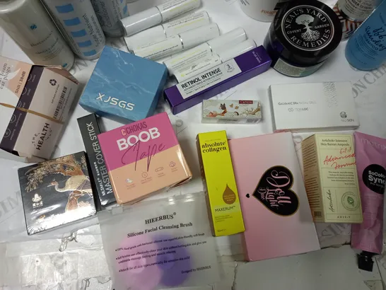 PREMIUM BRANDS HEALTH AND BEAUTY ITEMS APPROX. 30 ITEMS 