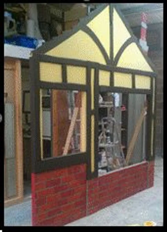 WOODEN HOUSE PROP FOR STAGE OR TRADE SHOWS 