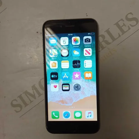 APPLE IPHONE 6 (A1586)