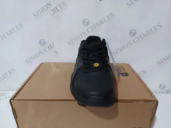 SHOE FOR CREWS CONDOR II - UK 3 