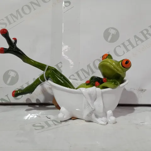 DECORATIVE FROG IN A BATH TUB ORNAMENT