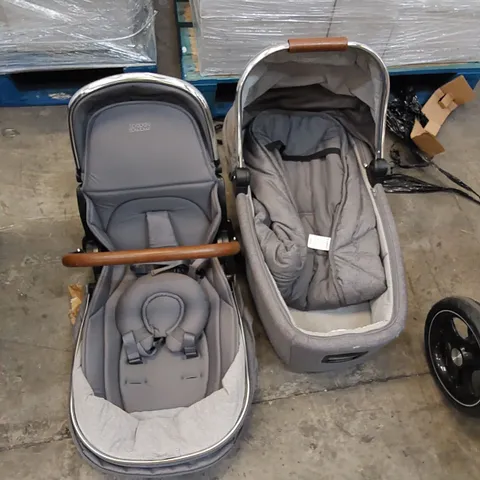 MAMAS AND PAPAS TRAVEL SET INCLUDING STROLLER CARRY COT CAR SEAT AND ACCESSORIES 