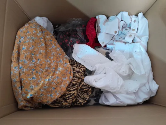 BOX OF APPROXIMATELY 15 ASSORTED ITEMS TO INCLUDE - DRESSES , JUMPERS , AND  T-SHIRTS ETC