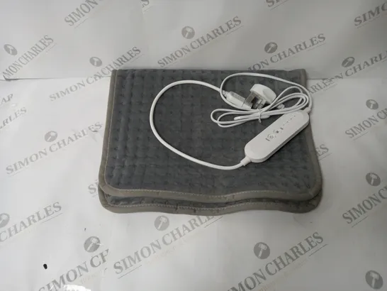 BOXED HEATED PAD IN GREY 40 X 60 CM