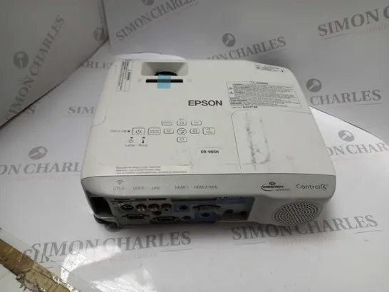 EPSON H682B LCD PROJECTOR 