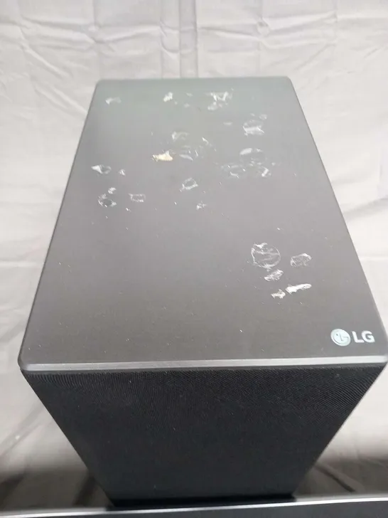 LG SOUNDBAR GX FLUSH MOUNT 3.1 CH HIGH RES AUDIO SOUNDBAR WITH DOLBY ATMOS(2 BOXES)
