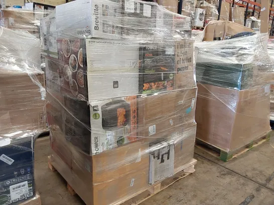 PALLET OF APPROXIMATELY 25 UNPROCESSED RAW RETURN HOUSEHOLD AND ELECTRICAL GOODS TO INCLUDE;