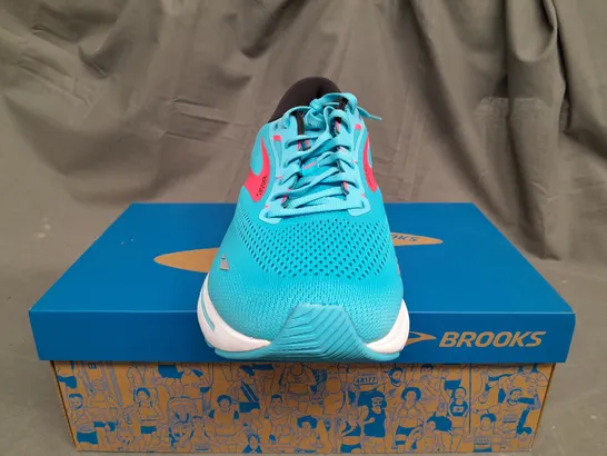 BOXED BROOKS ADRENALINE GTS 23 TRAINERS - UK 13