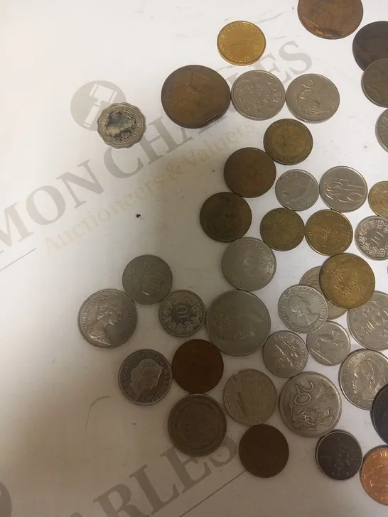 LARGE COLLECTION OF RANDOM VINTAGE WORLD COINS