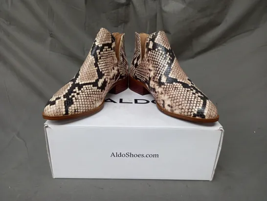 BOXED PAIR OF ALDO KAICA LOW HEEL LEATHER ANKLE BOOTS IN BEIGE SNAKE UK SIZE 3