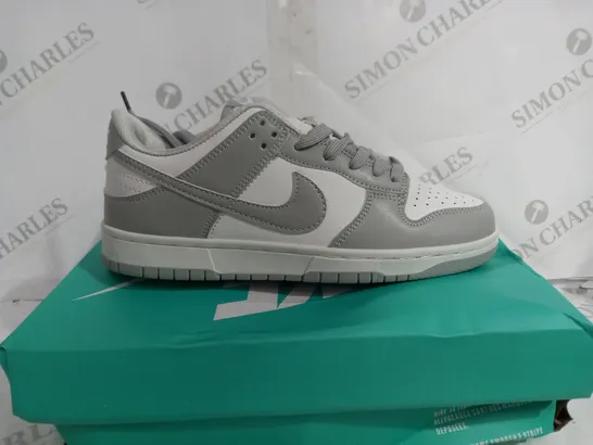 BOXED NIKE DUNKS IN GREY & WHITE - UK 6.5 