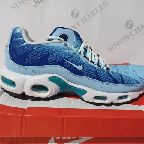 NIKE AIR MAX PLUS TRAINERS IN BLUE - EUR 44