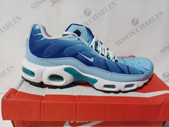 NIKE AIR MAX PLUS TRAINERS IN BLUE - EUR 44