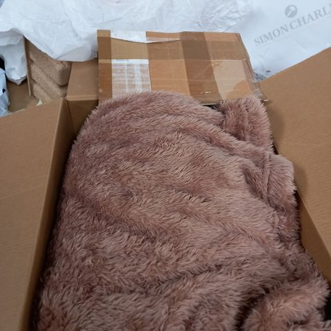 CH HOODED FLUFFY LOUNGE BLANKET- TAUPE