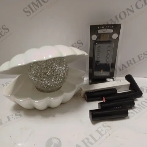 APPROXIMATELY 15 ASSORTED ITEMS TO INCLUDE SENSE AROMA CLAM LIGHT, LUMINARA REMOTE CONTROL FOR CANDLE, SHIMMERING LIP SHEIN, ETC