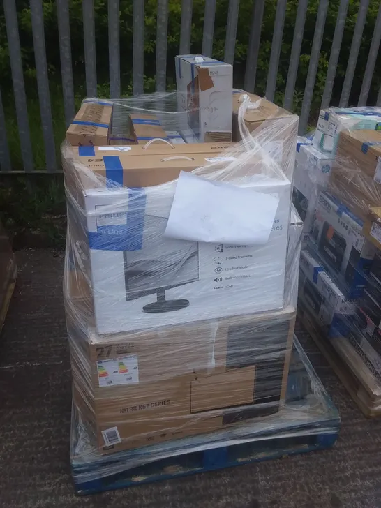 PALLET OF APPROXIMATELY 19 ASSORTED MONITORS INCLUDING: