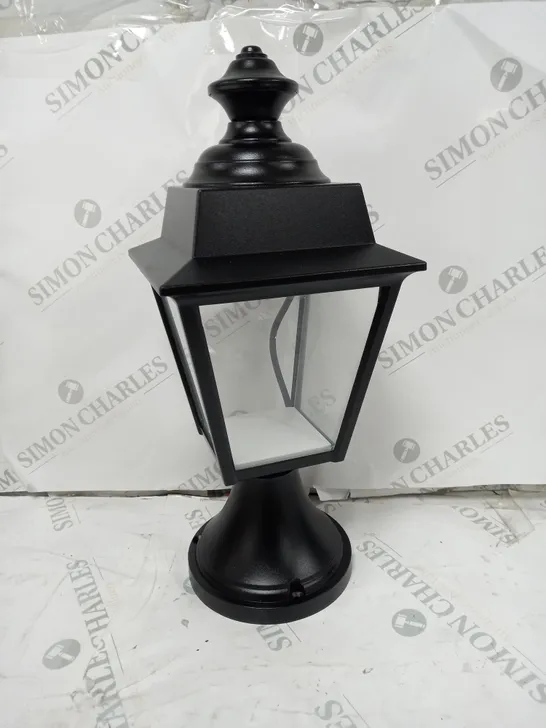 BOXED ROGER PRADIER SMALL GARDEN 1 LIGHT CHENONCEAU IN BLACK 