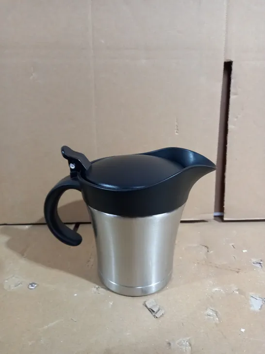 COOK'S ESSENTIALS INSULATED GRAVY JUG