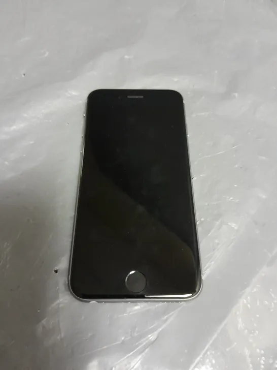 UNBOXED APPLE IPHONE 6 IN SPACE GRAY - A1586