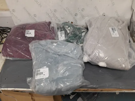 BOX OF APPROXIMATELY 10 ASSORTED BAGGED PIECES OF CLOTHING IN VARIOUS STYLES, SIZES, AND BRANDS 