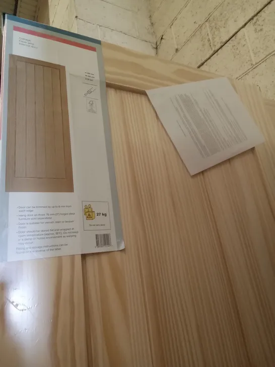 PACKAGED 686 X 1981MM COTTAGE CLEAR PINE INTERNAL DOOR