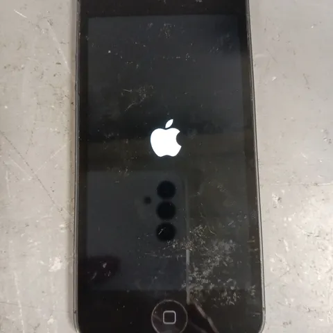 APPLE IPHONE 5 SMARTPHONE (A1428)