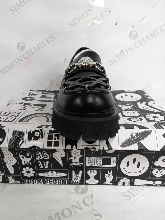 KOI FOOTWEAR SILENT DUSK OWL PENTAGRAM LOAFERS IN BLACK - SIZE 7