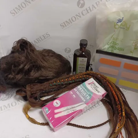 BOX OF APPROX 10 COSMETIC ITEMS TO INCLUDE ASSORTED WIGS, COTTON WOOL BALLS AND EMERY BOARDS