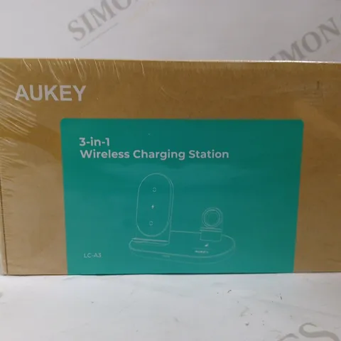 SEALED AUKEY 3-IN-1 CHARGING STATION