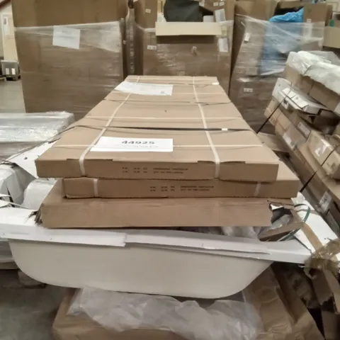 PALLET OF ASSORTED BATHROOM ITEMS INCLUDING ONEGA SHOWER DOORS/SIDES , COOK & LEWIS ACRYLIC BATH , SHOWER TRAY AND CAVALLY TOILET