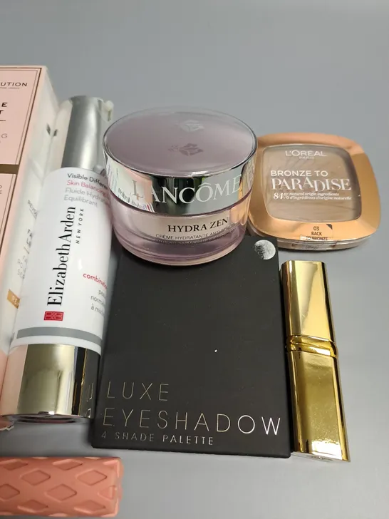 LOT OF 10 ASSORTED HEALTH AND BEAUTY ITEMS TO INCLUDE PLOUISE LIQUID BRONZER, LANCOME MOISTURISER AND LUXE EYESHADOW PALETTE