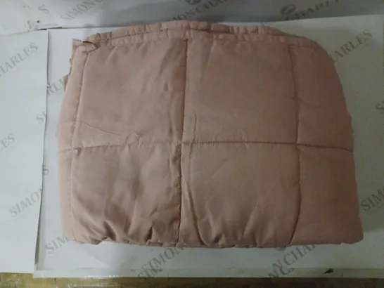 BRENTFORD OHS WEIGHTED BLANKET IN BLUSH (125X180CM)