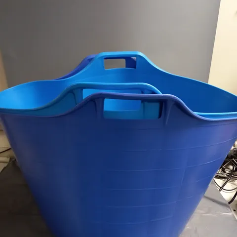 2 LARGE FLEXI TUBS IN BLUE AND DARK BLUE