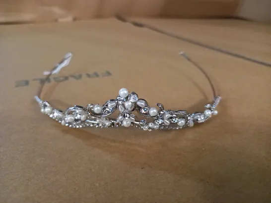 EMBELLISHED BRIDAL TIARA