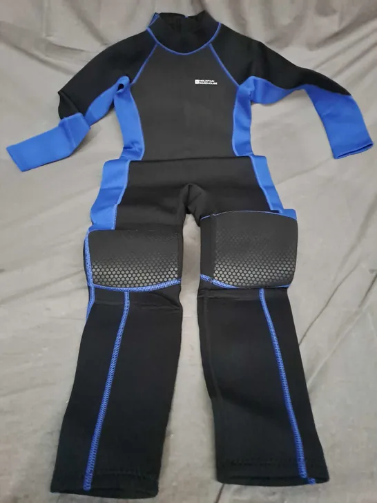 MOUNTAIN WAREHOUSE FULL LENGTH KIDS WETSUIT IN BLACK/BLUE - 9-10YRS