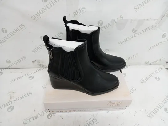 BOXED BLACK BLOWFISH BOOTS SIZE 7 