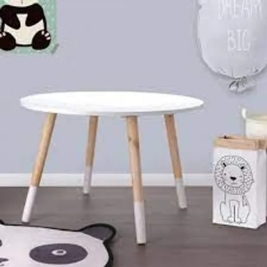 BOXED H&S COLLECTION TABLE FOR CHILDREN 60 X 41CM WHITE