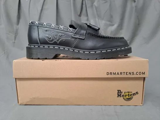 BOXED PAIR OF DR MARTENS ADRIAN GA SHOES IN BLACK UK SIZE 10