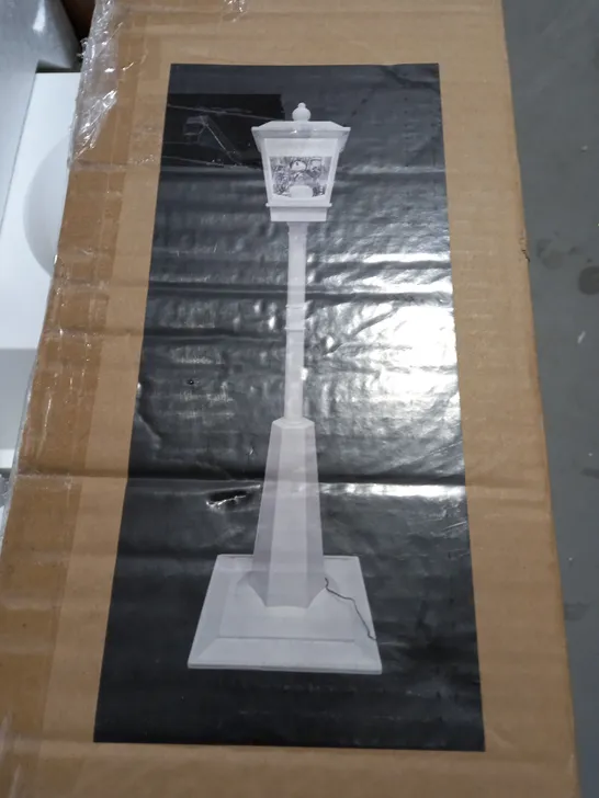 DESIGNER 5FT MUSICAL LED SNOWING STREET LAMP RRP £99.99