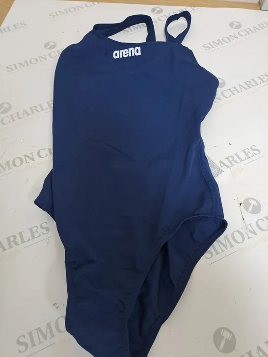 ARENA PERFORMANCE SWIMSUIT SIZE 32