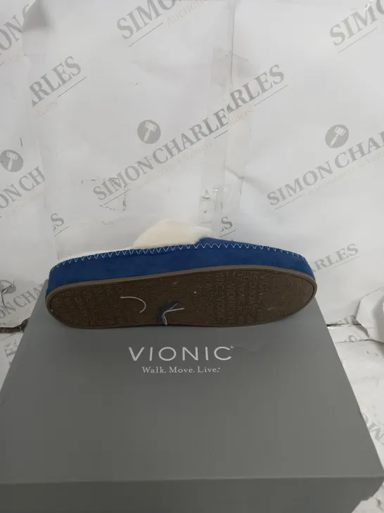 BOXED PAIR OF VIONIC GRACE SLIPPER SIZE 7