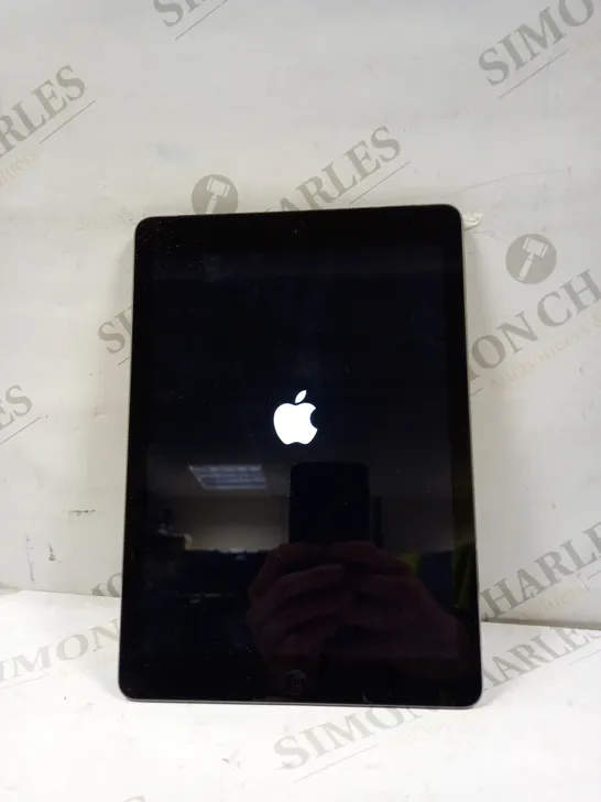 APPLE IPAD AIR A1475