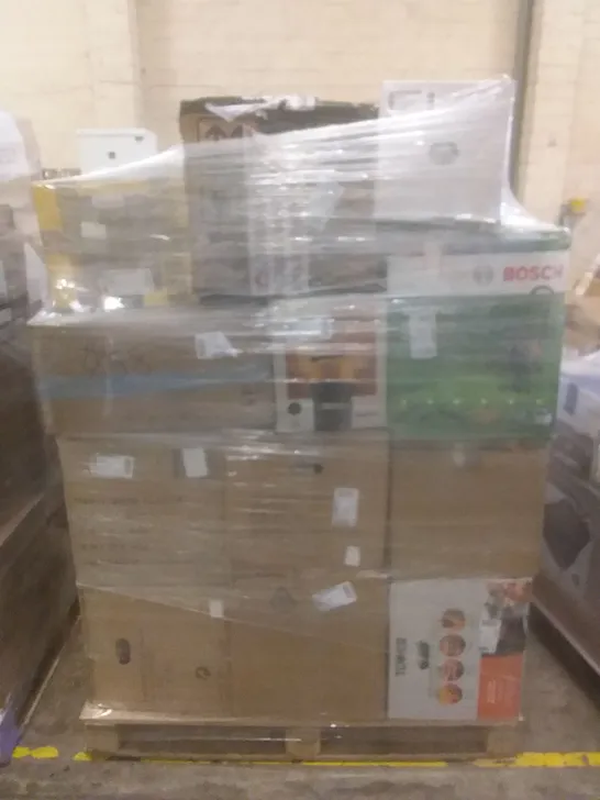 PALLET OF APPROXIMATELY 28 ASSORTED UNTESTED RAW RETURN HOMEWARE AND ELECTRICAL PRODUCTS TO INCLUDE;