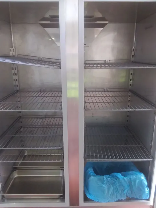 LARGE DISPLAY FRIDGE 