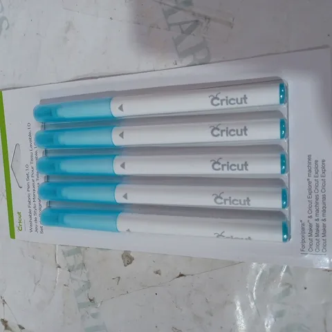 BOXED CRICUT WASHABLE FABRIC PEN SET 