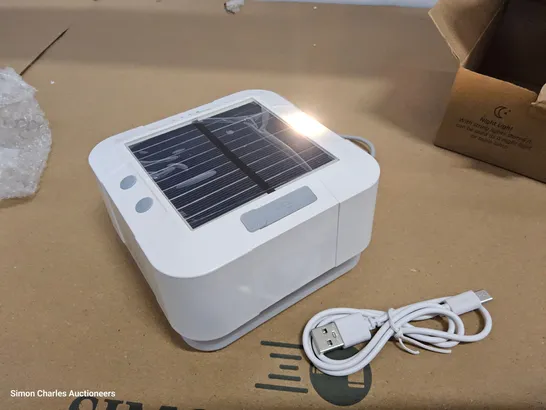 BOXED MULTIFUNCTION SOLAR DUAL CHARGE STRING LIGHTS