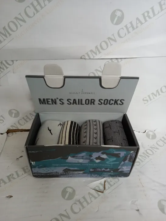 BOXED SEASALT CORNWALL MENS SAILER SOCKS- SIZE 8-12