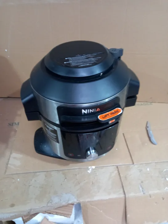 NINJA FOODI SMARTLID MULTI COOKER