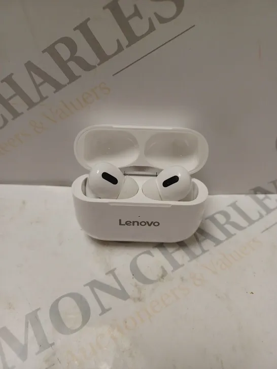 LENOVO WIRELESS EARBUDS IN WHITE