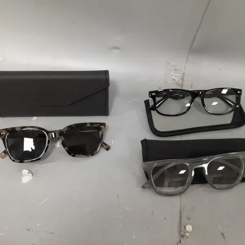 1 PAIR OF SUNGLASSES AND 2 PAIRS OF READING GLASSES GREY MIX